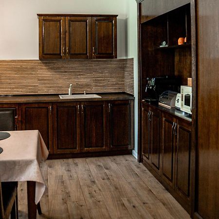 Bed and Breakfast Boutique Marlen Ghimbav Exterior foto