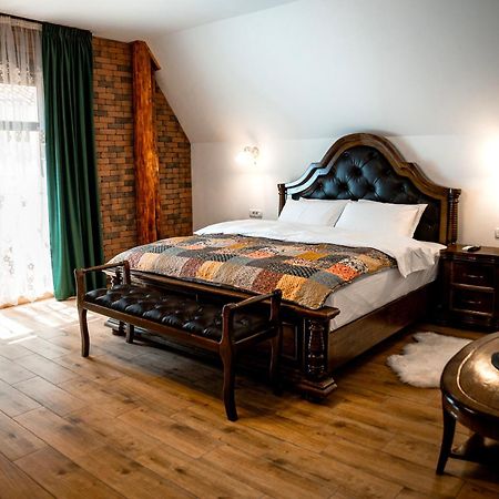 Bed and Breakfast Boutique Marlen Ghimbav Exterior foto