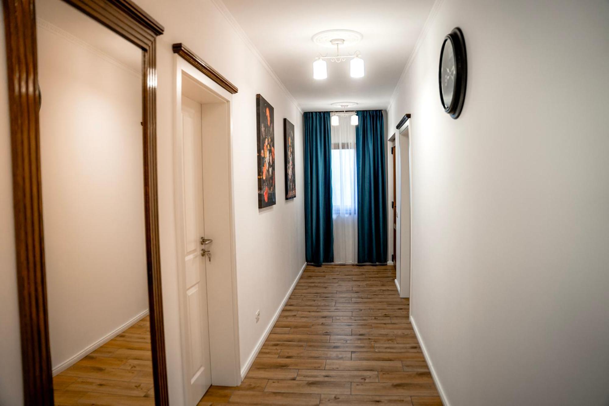 Bed and Breakfast Boutique Marlen Ghimbav Exterior foto