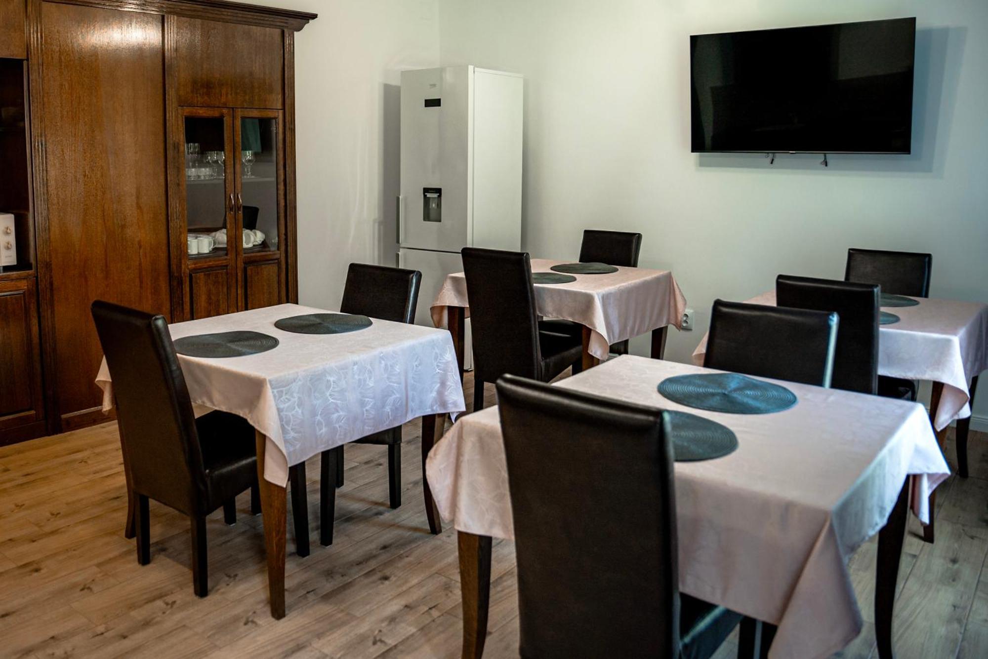 Bed and Breakfast Boutique Marlen Ghimbav Exterior foto